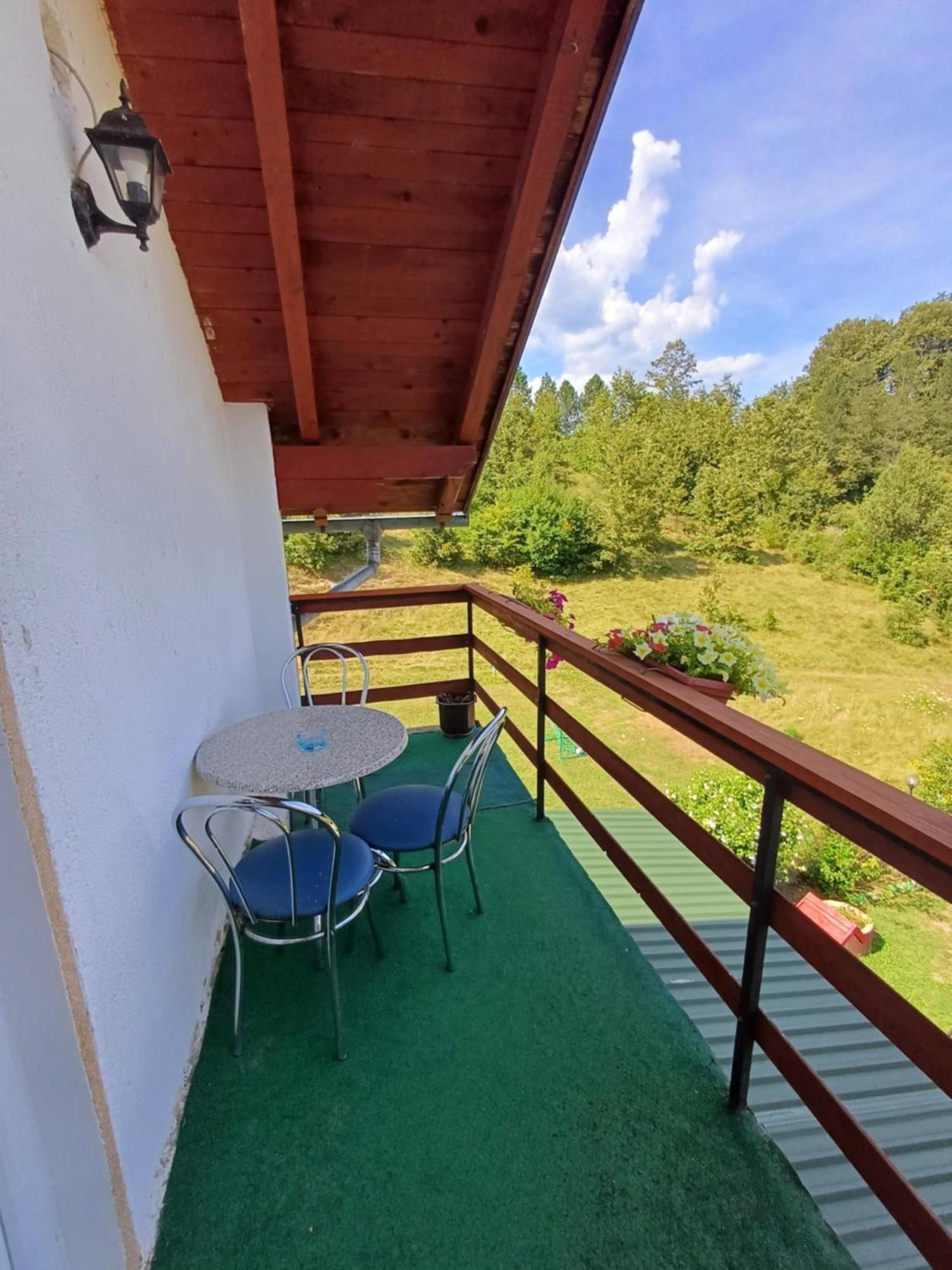 Apartman Denis Una Luzine Extérieur photo