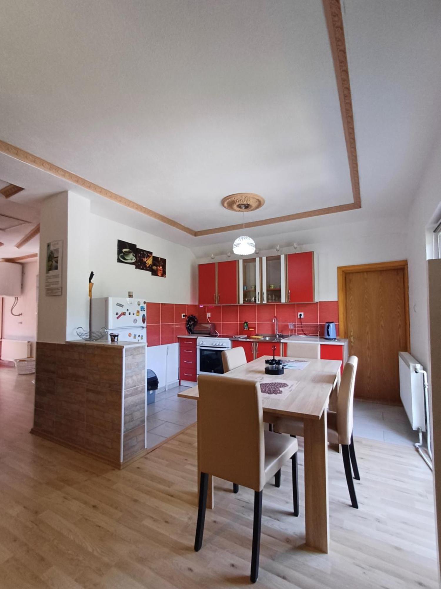 Apartman Denis Una Luzine Extérieur photo