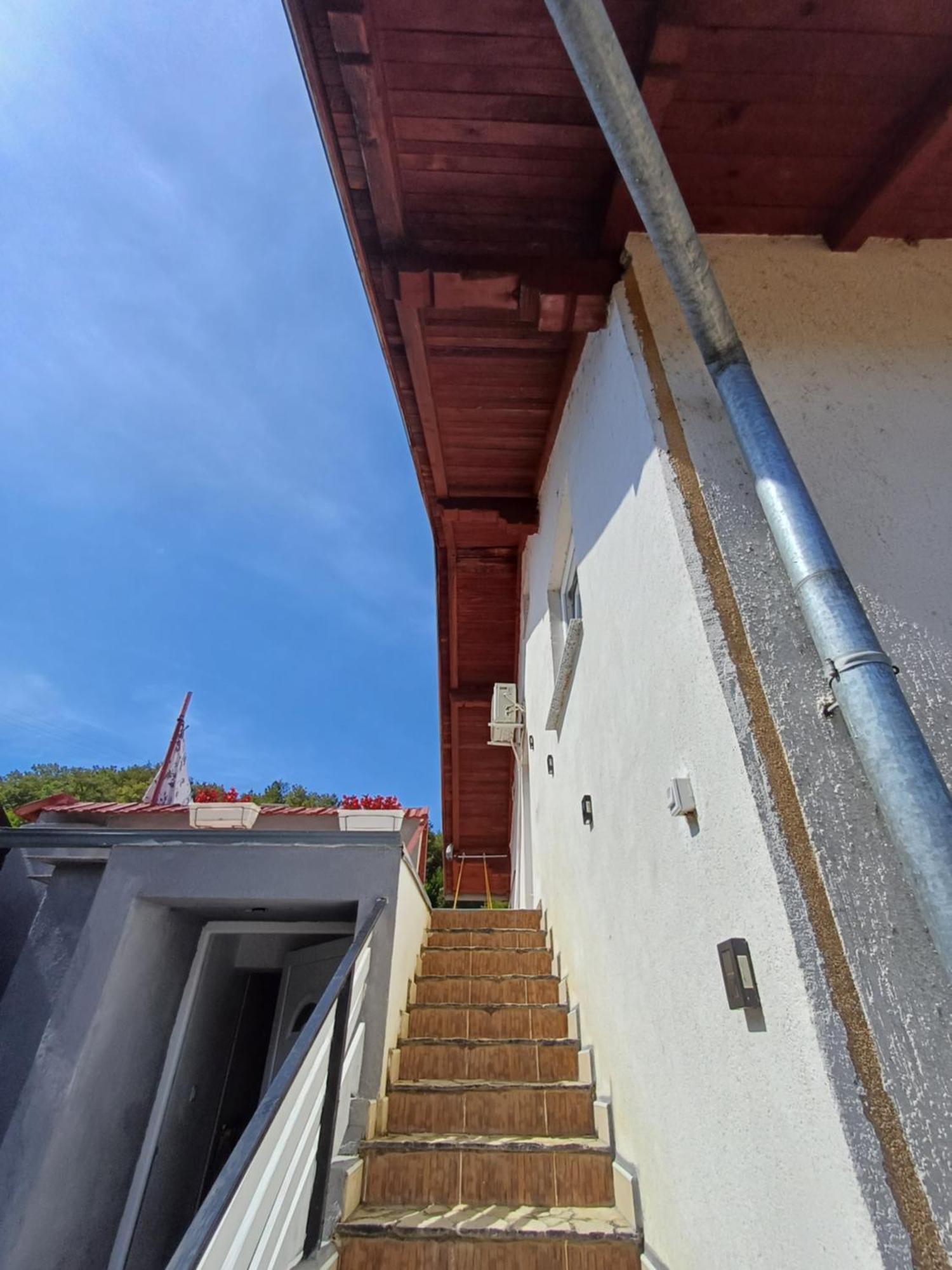 Apartman Denis Una Luzine Extérieur photo